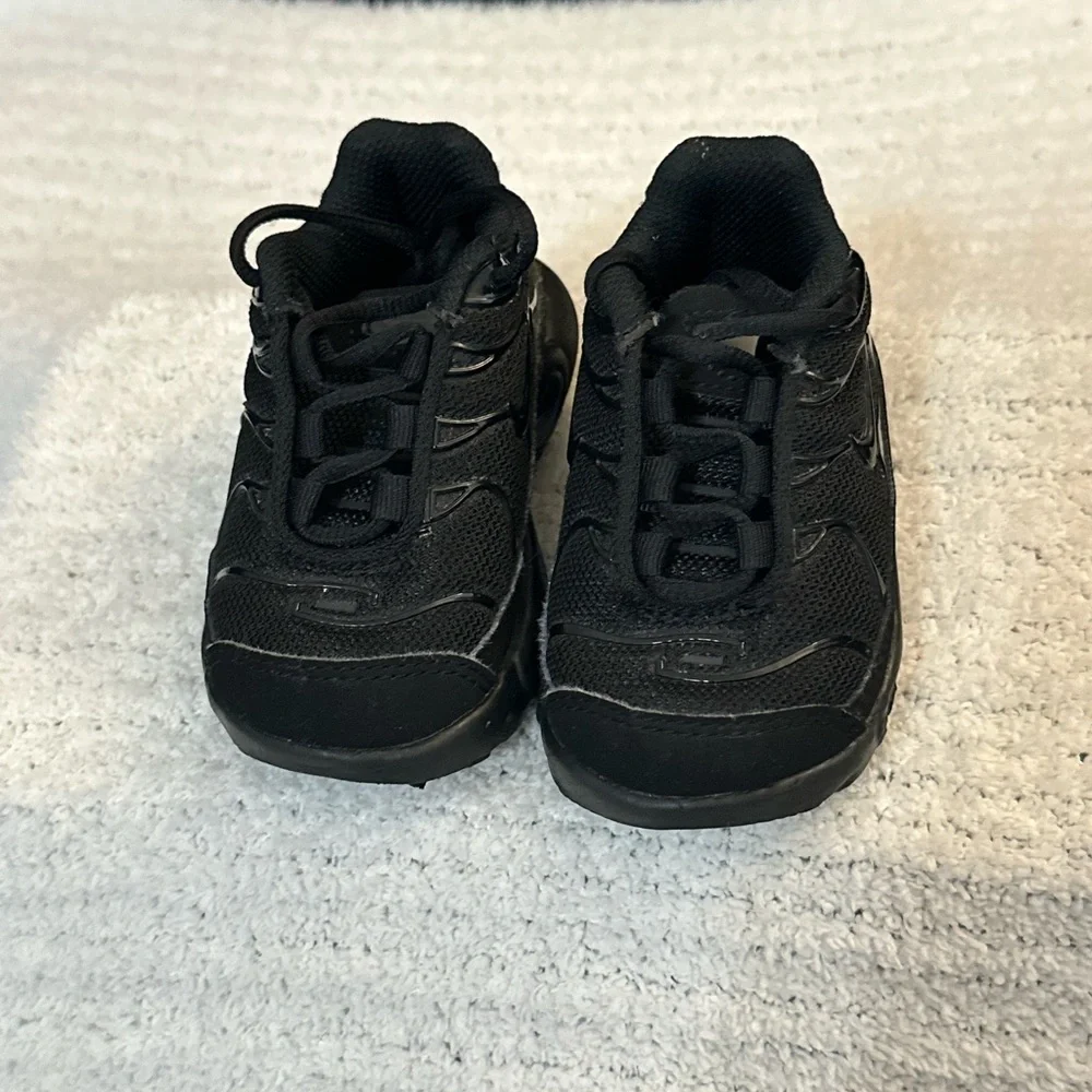 Nike Air Max Plus Td Triple Black Colorway Toddlers